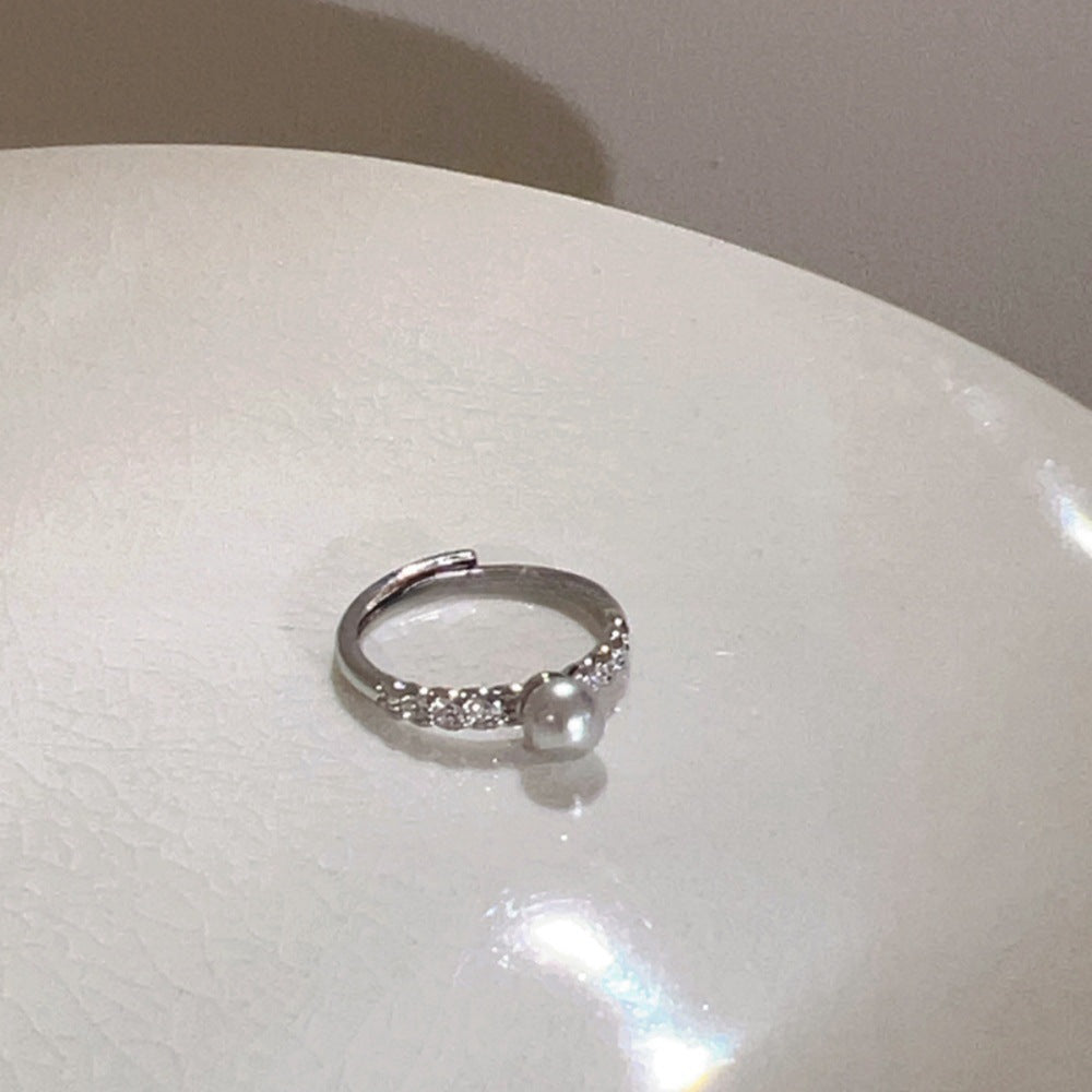 Classic Pearl Ring