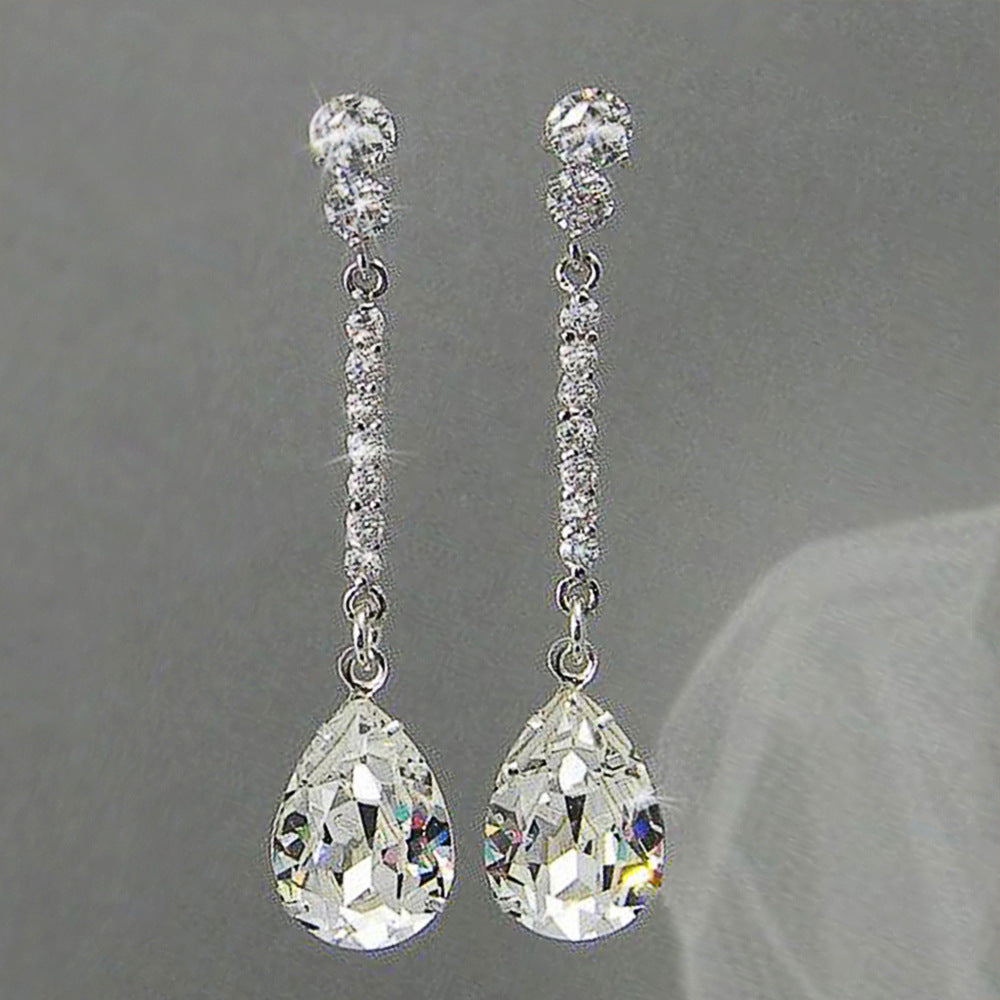 Elegant Crystal Drop Earrings