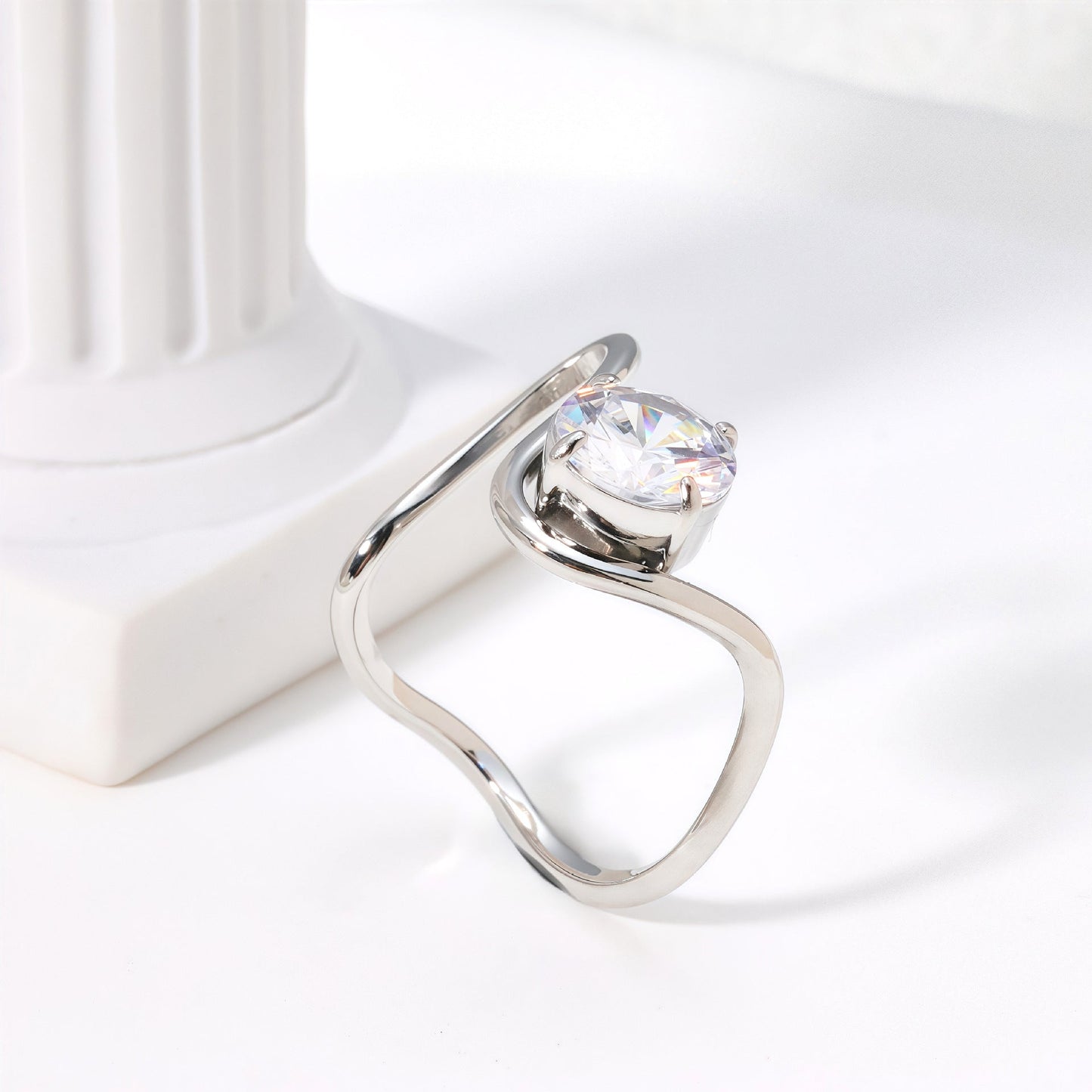 Elegant Crystal Ring