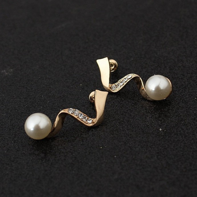 Elegant Pearl Earrings