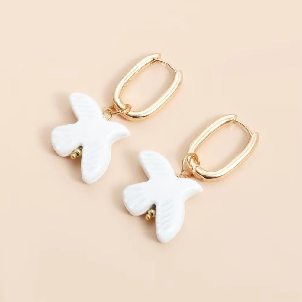 Elegant White Flower Earrings