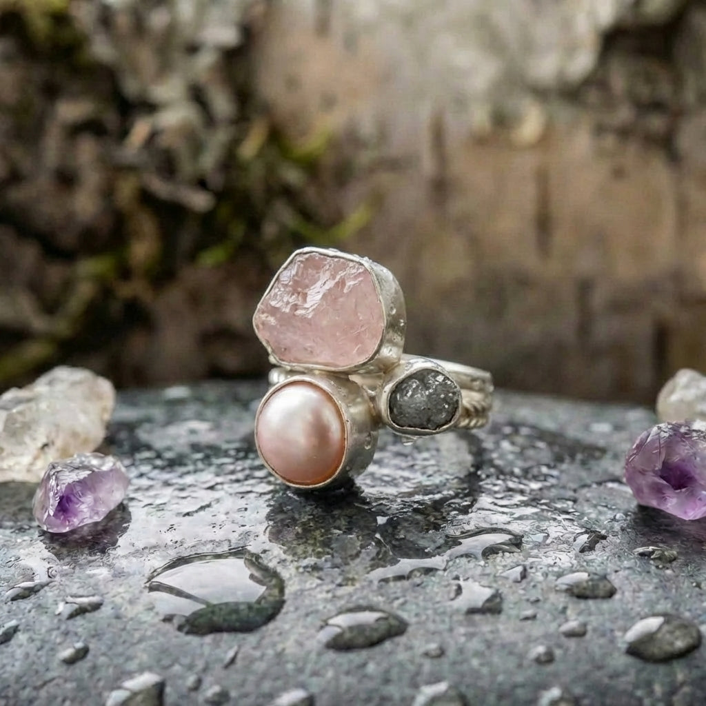 Vintage Pearl Pink Stone Ring