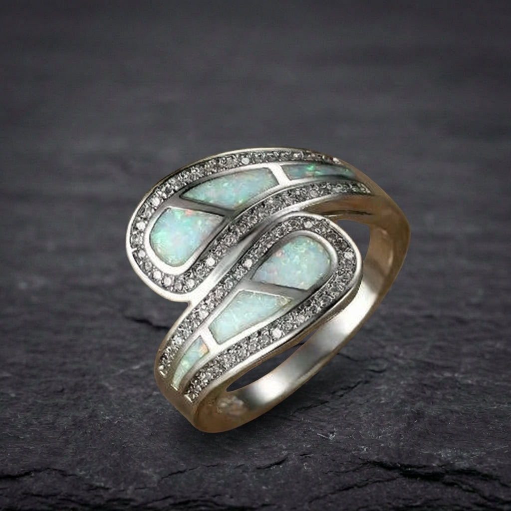 Vintage White Opal Stone Ring