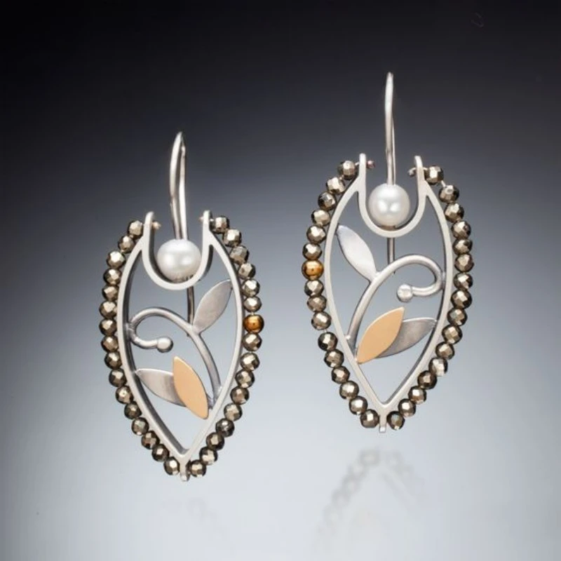 Flower Pearl Earrings