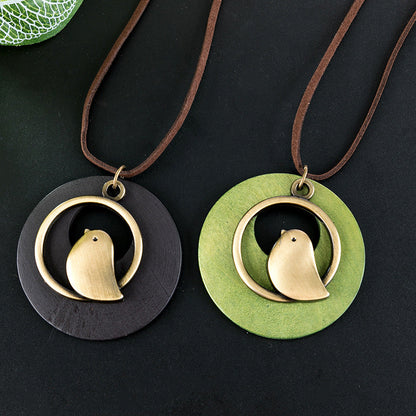 Vintage Boho Green Wood Bird Pendant Long Necklace
