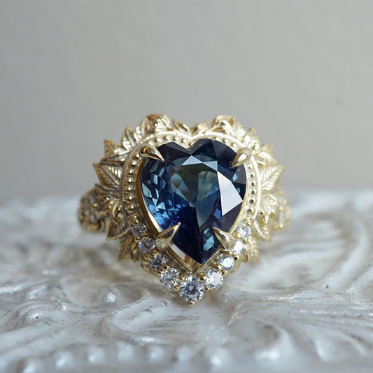 Midnight Heart Royale Ring