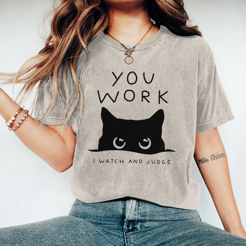 Comstylish Abstract Creative A Cat That Spies Art Print T-shirt