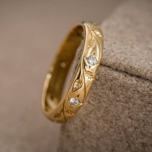 Golden Leaf Sparkle Ring