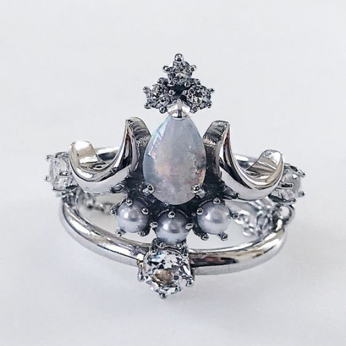 Moon Crown Ring