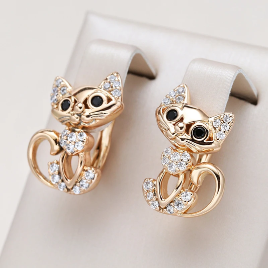 Elegant Kitten Earrings In Gold