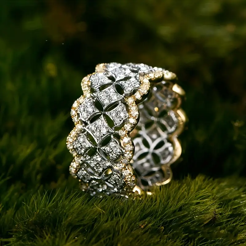 Sparkling Hollow Gold & Silver Ring