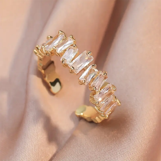 Inlaid White Glass Gold Ring