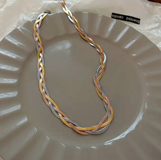 Elegant Gold And Silver Necklace