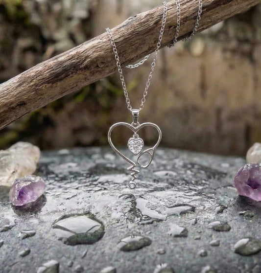 Chic Designed Love Pendant Silver Necklace