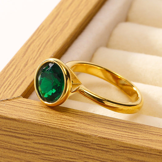 Classic Emerald Gold Ring