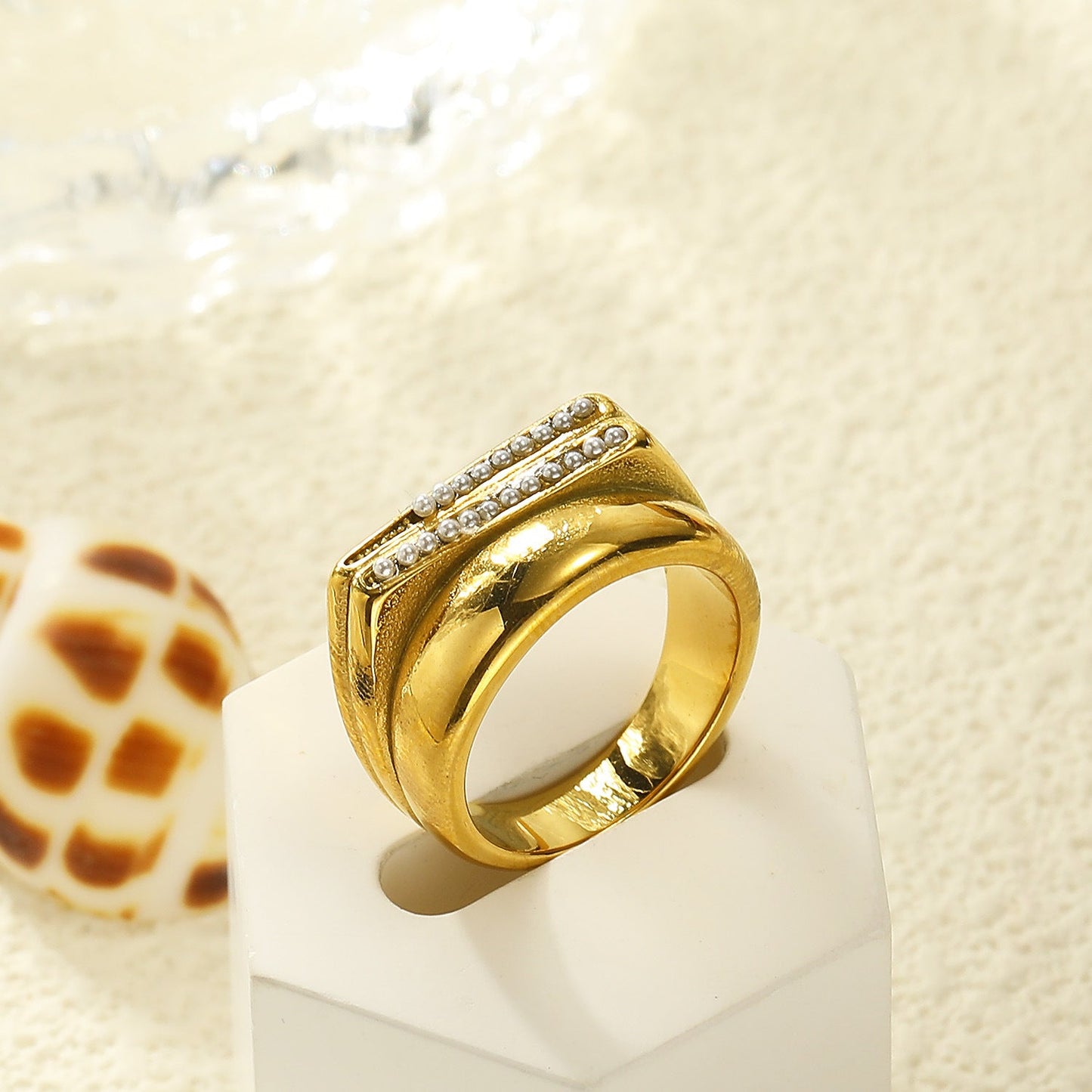 Classic Gold Diamond Ring