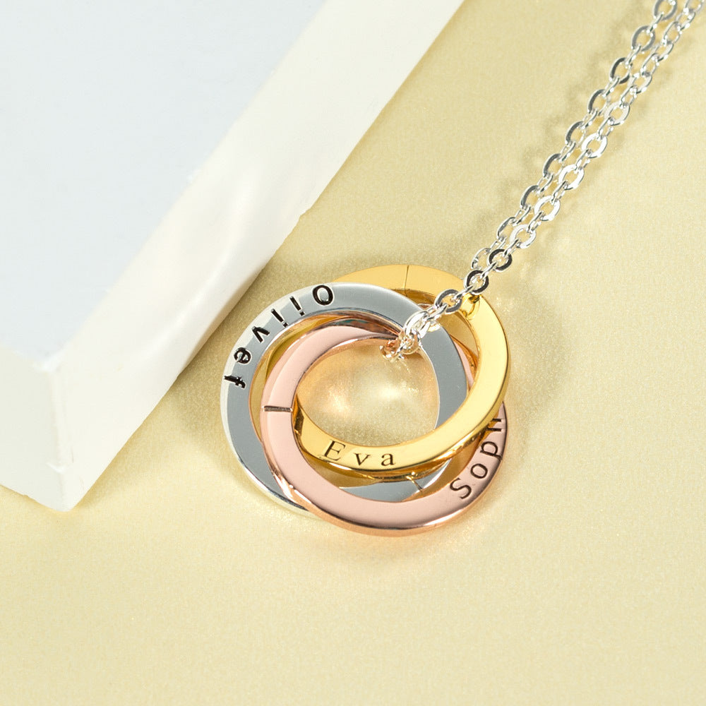 Classic Interlocking Necklace