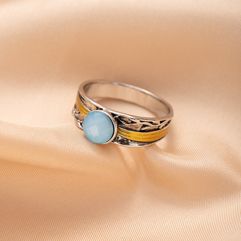 Elegant Aquamarine Ring