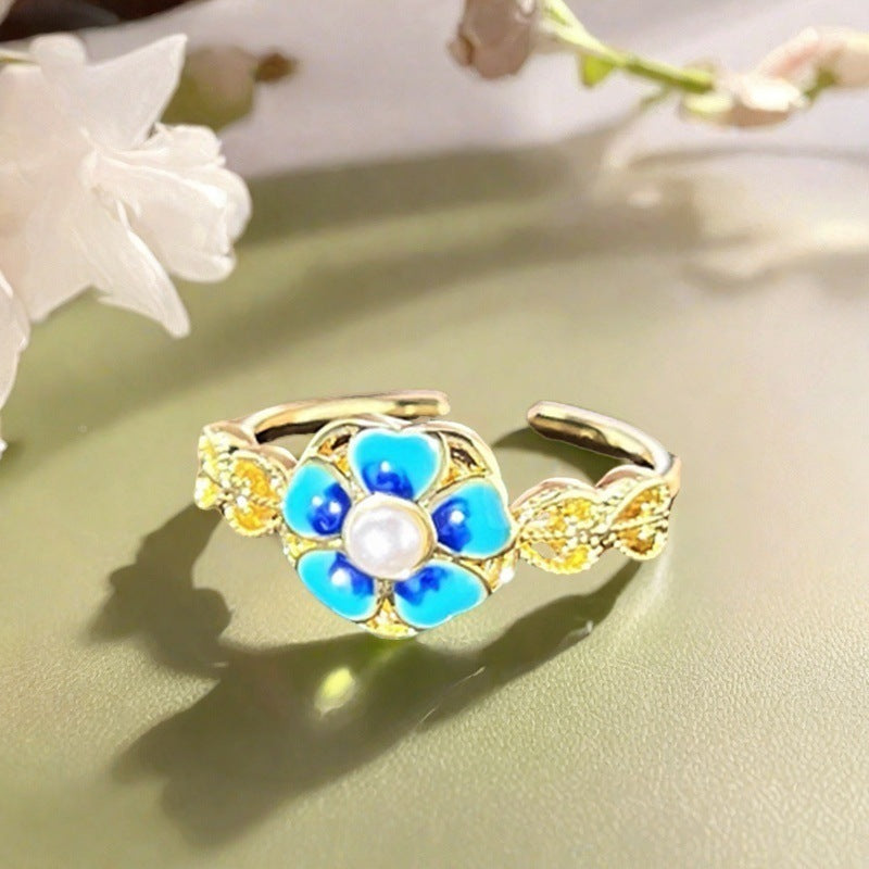 Elegant Blue Flower Ring