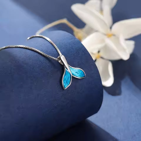 Elegant Blue Leaf Necklace