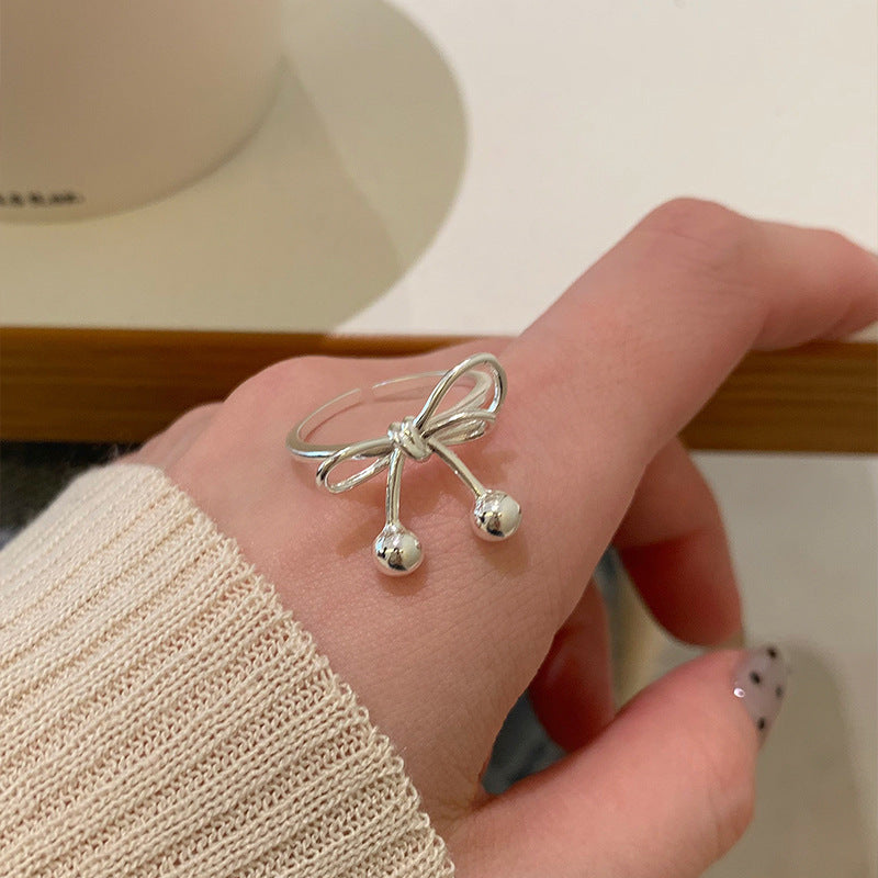 Elegant Bow Ring