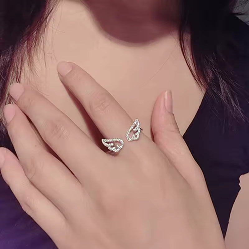 Elegant Crystal Ring