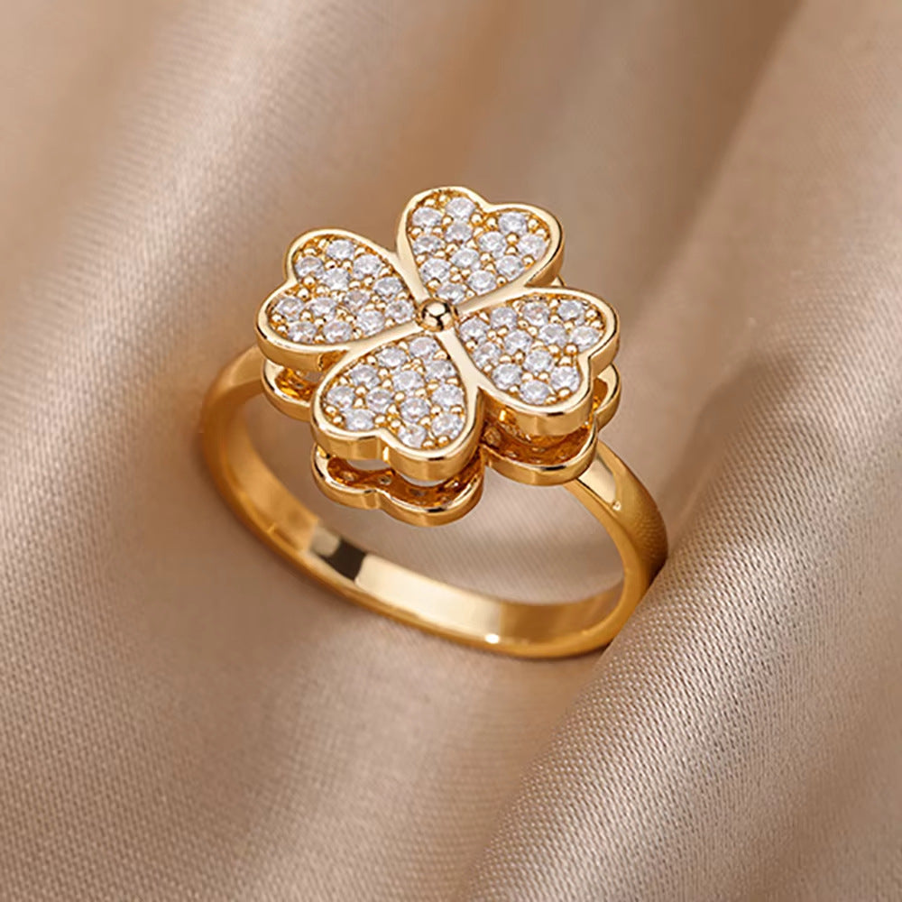 Elegant Diamond Flower Ring