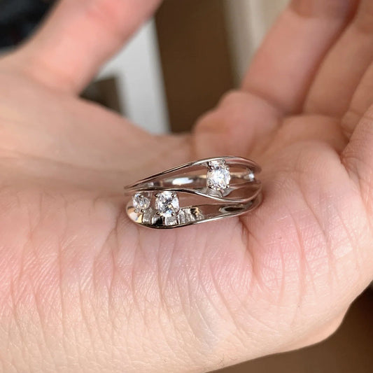 Elegant Diamond Ring