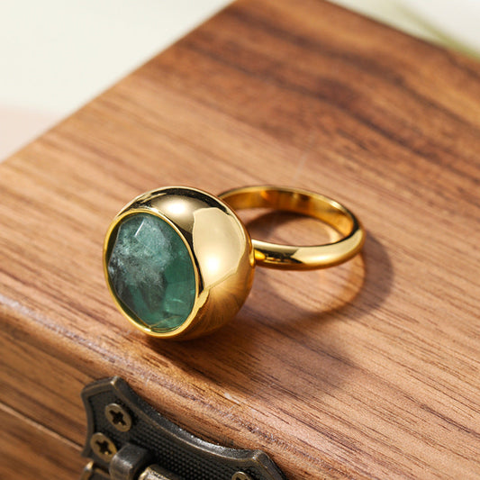 Elegant Emerald Ring