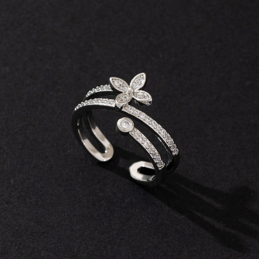 Elegant Floral Diamond Ring