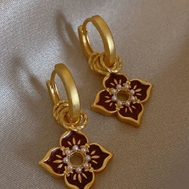 Elegant Floral Earrings