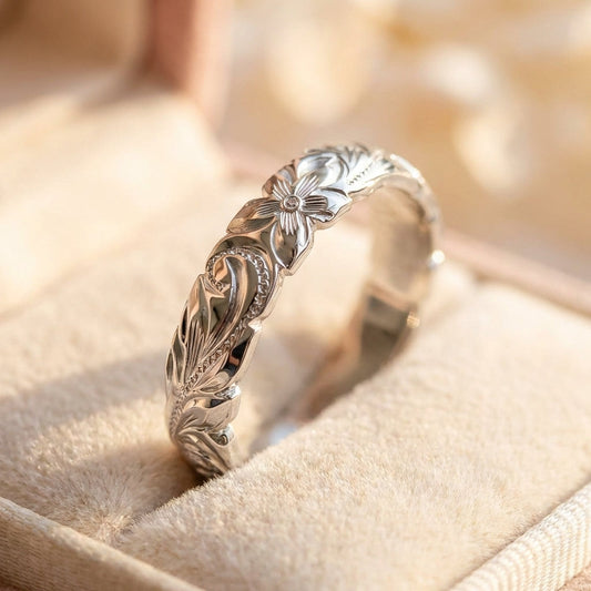 Elegant Floral Silver Ring