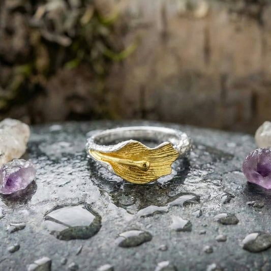 Elegant Gold Lotus Ring