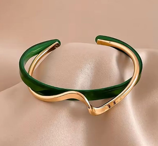 Elegant Green Jade Bracelet