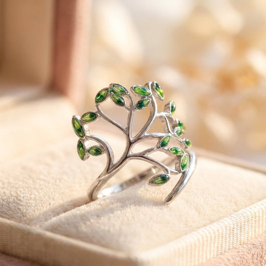 Elegant Green Leaf Ring
