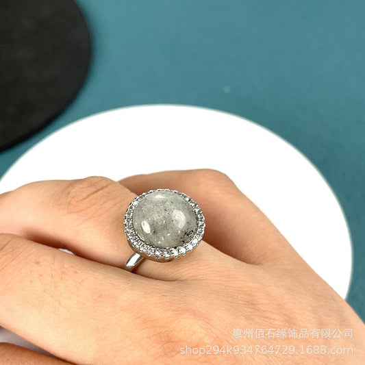Elegant Labradorite Ring