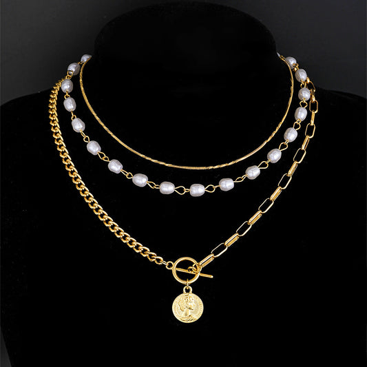 Elegant Pearl Gold Necklace