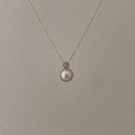 Elegant Pearl Necklace