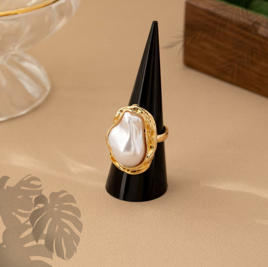 Elegant Pearl Ring