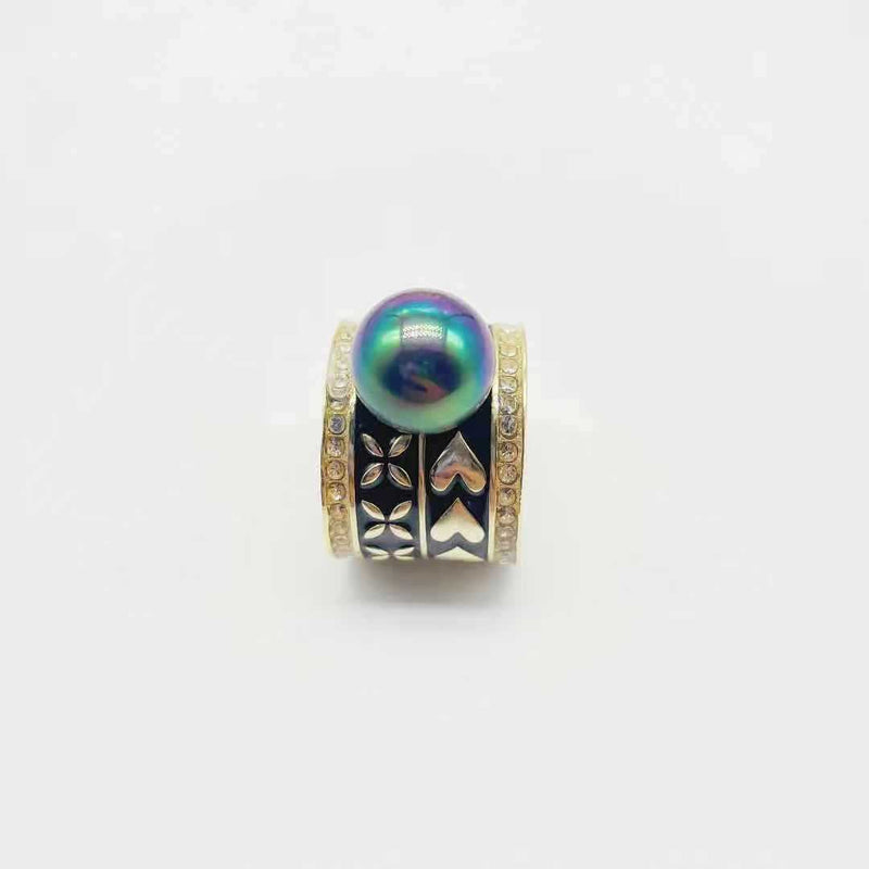 Elegant Pearl Ring