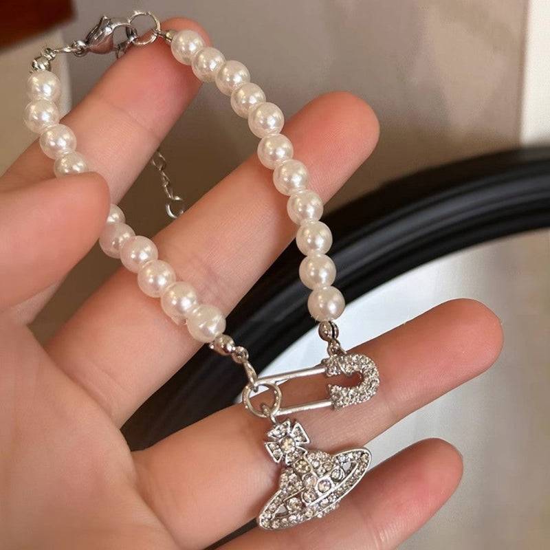 Elegant Pearl Strand Saturn