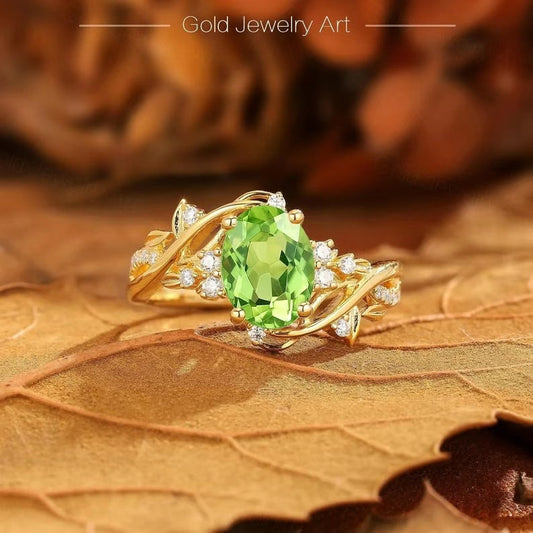 Elegant Peridot Gold Ring