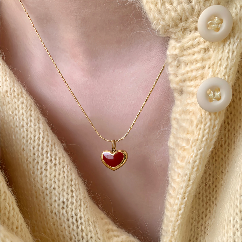 Elegant Red Heart Gold