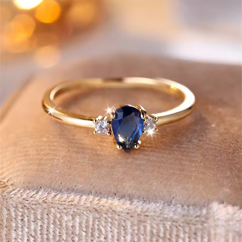 Elegant Sapphire Diamond Ring
