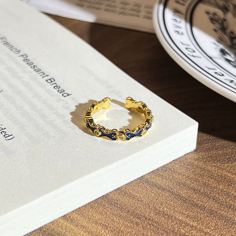 Elegant Sapphire Gold Ring