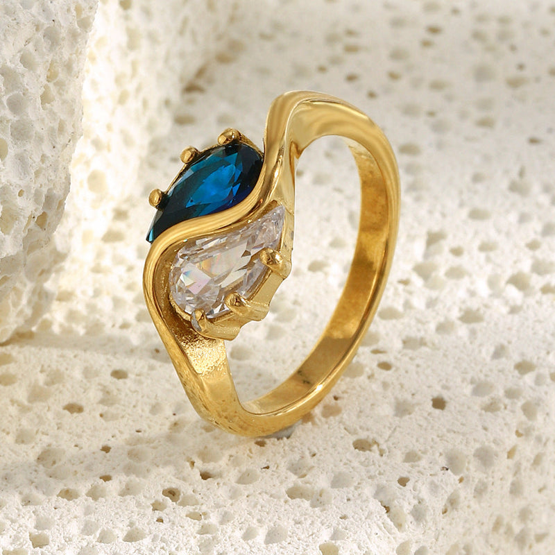 Elegant Sapphire Gold Ring