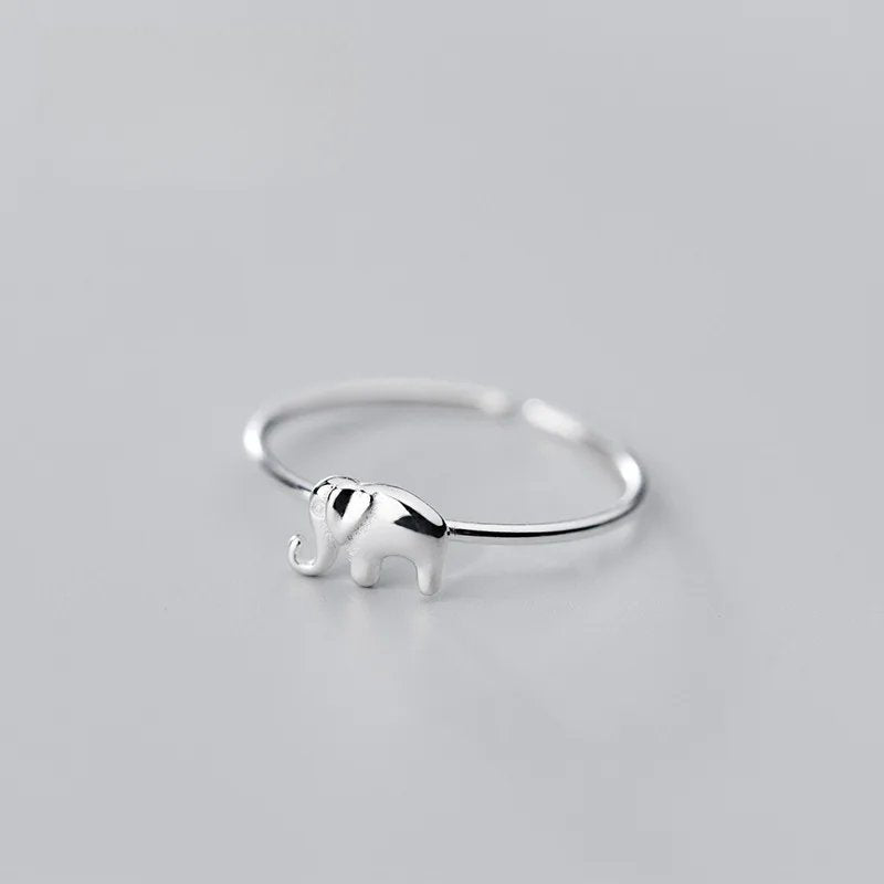 Elegant Silver Elephant Ring