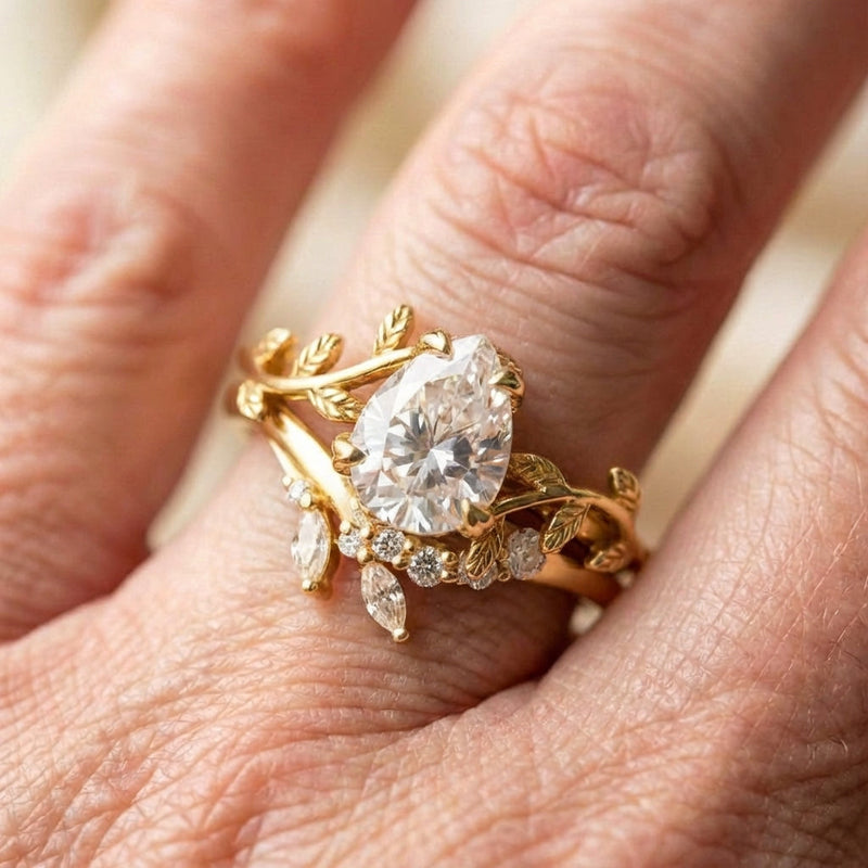 Waterdrop Diamond Ring