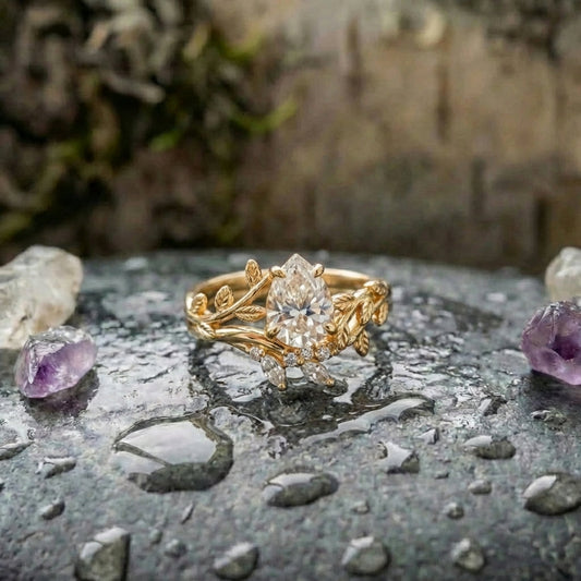 Elegant Waterdrop Diamond Ring