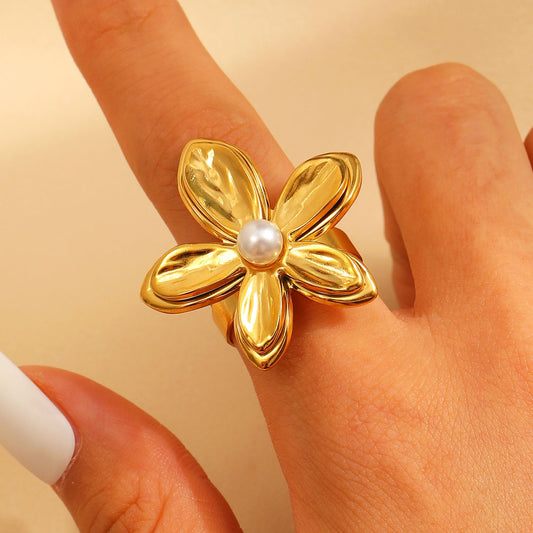Gold Pearl Flower Ring